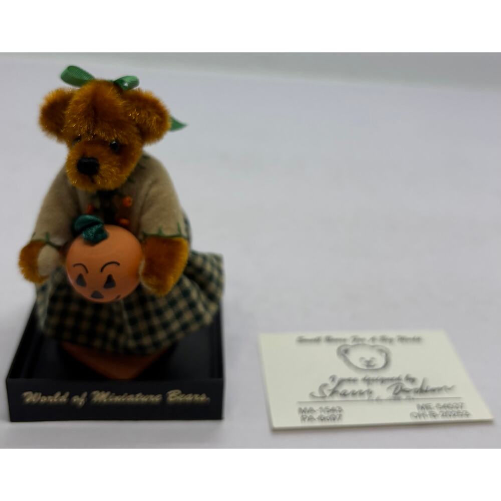 World of Miniature Bears Beverly by Sherri Dodson Pumpkin COA LE New